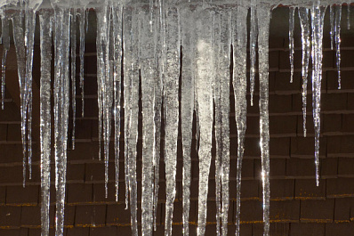 В Самаре сбили двухметровые сосульки на Доме физкультуры при содействии системы "Инцидент Менеджмент"