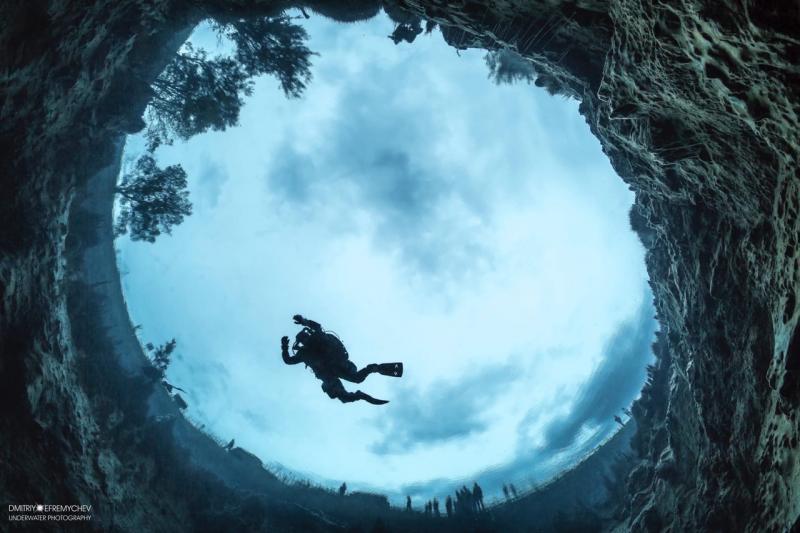 Дайвер из Самары показал дно Голубого озера