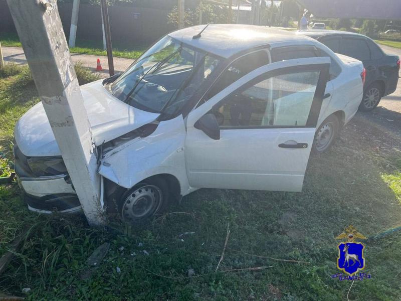 В Самарской области в столкновении двух "Грант" пострадал подросток