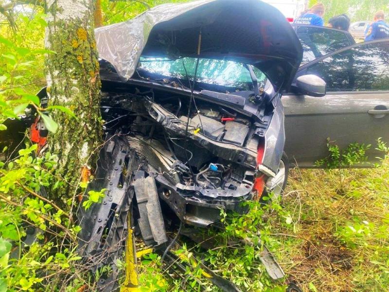 11 августа в Самарской области с дороги вылетели две иномарки