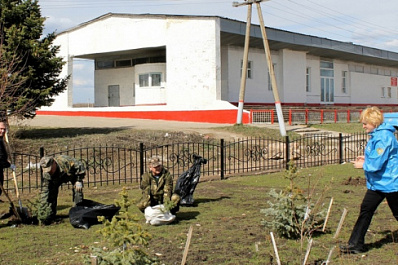 Привокзальная площадь стала любимым местом отдыха шенталинцев 