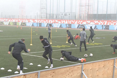 Тольяттинский “Акрон” готовится к игре с “Крыльями Советов”  