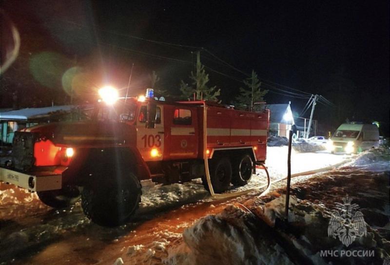 На пожаре в Самарской области погибло два человека