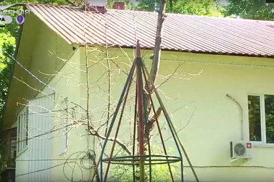 Жили почти под открытым небом: в Самаре ремонтируют кровлю дома на проспекте Кирова