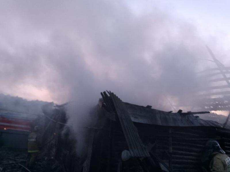 В Самарской области тушили дом на 60 "квадратах"