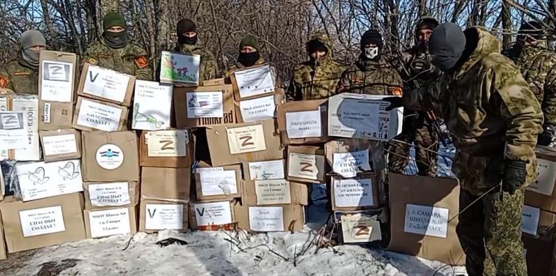 Рисунки и письма детей - до мурашек: самарские бойцы в зоне СВО получили гуманитарную помощь и подарки ко Дню защитника Отечества