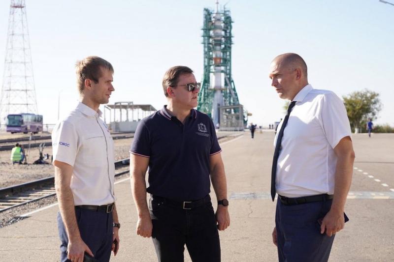 Дмитрий Азаров обратился к жителям Самарской области по случаю Дня космонавтики