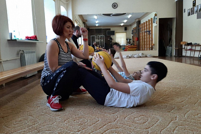 Спорт лечит: как дети с аутизмом познают мир с помощью физкультуры