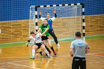 Гандбольная "Лада" одержала вторую победу в столице Адыгеи