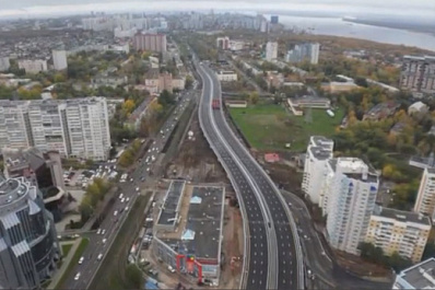 "Сделали очень быстро и очень качественно": почетный строитель Любовь Аристова оценила новый путепровод на Ново-Садовой