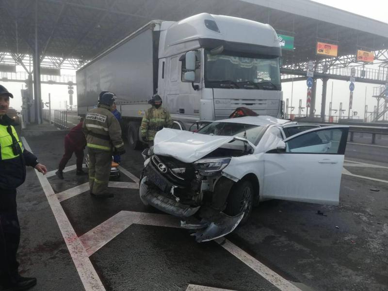 Под Тольятти 1 мая три человека пострадали в массовом ДТП 