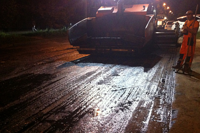 В Самаре ремонтируют проезжую часть дороги на Енисейской