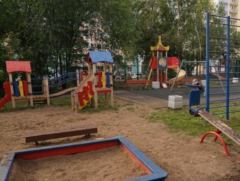 Более двух тысяч детских площадок Самарской области требуют обновления