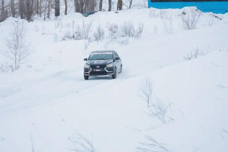 Пилот тольяттинской команды Кирилл Ладыгин стал девятикратным победителем "Гонки чемпионов"