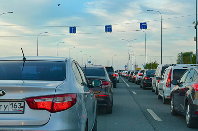 Жителей Самарской области предупреждают о пробках на региональных трассах