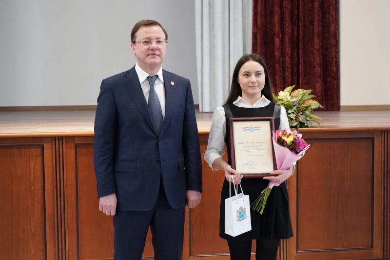 Дмитрий Азаров поздравил Арбитражный суд Самарской области с 30-летием