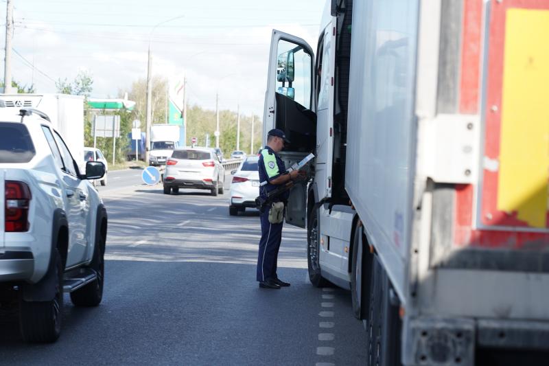 Не пить алкоголь и выбирать ЗОЖ: в Самаре прошла акция для водителей