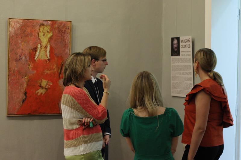 В Самаре открылась выставка художника-абстракциониста Валерия Сахатова