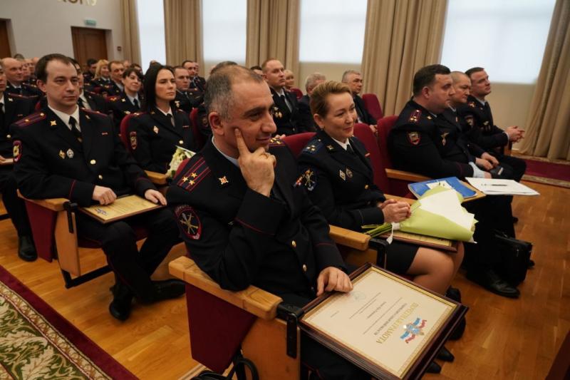 Уровень доверия жителей к полиции остается высоким: в ГУ МВД подвели итоги работы в 2024 году
