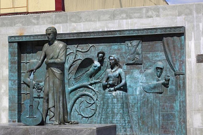 В Самаре у памятника Владимиру Высоцкому в августе появится подсветка