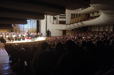 Народный артист России Михаил Щербаков отмечает тройной юбилей на сцене Самарской филармонии