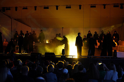 В Самаре показывают необычный спектакль по шекспировской пьесе "Антоний и Клеопатра"