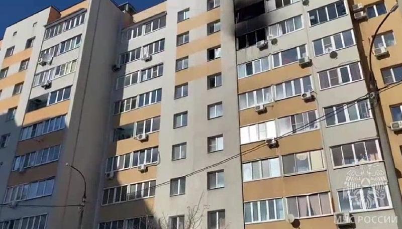 В Самаре на ул. Белорусской вспыхнули два балкона многоэтажки