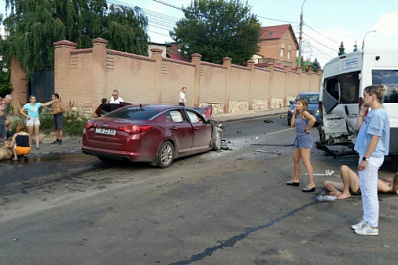 Число пострадавших в ДТП на 9-й Просеке в Самаре выросло до 11