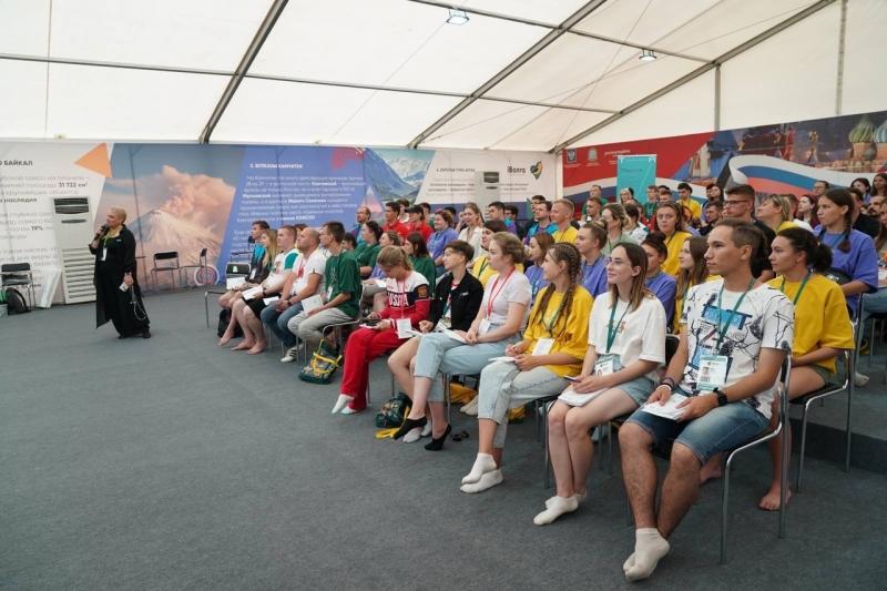Развивайся, твори и созидай: яркие молодежные события этого лета в России