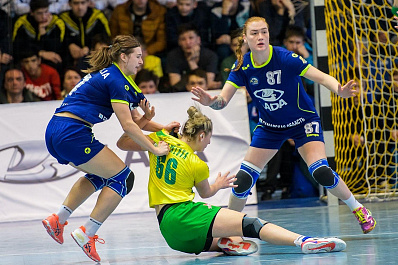 Гандболистки Лады обыграли Кубань и вышли в финал плей-офф