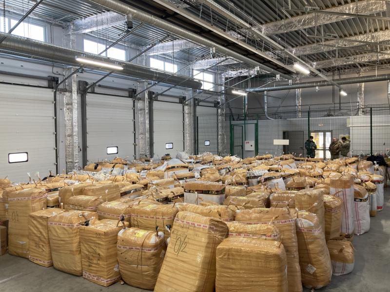 В Самарской области задержали две фуры с поддельной одеждой Adidas и Nike