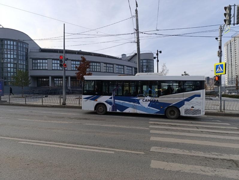 В Самаре перевозчика оштрафуют за грязные автобусы № 50