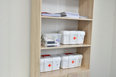 Жители трех поселков Большечерниговского района будут получать медицинскую помощь в новом ФАПе