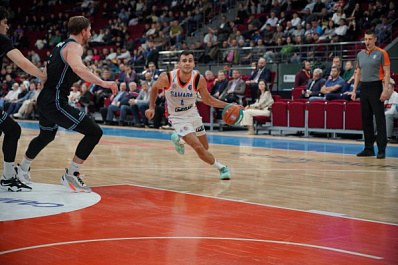 Баскетболисты "Самары" крупно уступили "Зениту" 