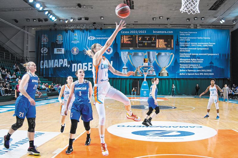 Женская баскетбольная команда "Самара" сыграет за пятое место