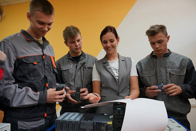 Региональные власти получат полномочия организовывать экскурсии для студентов