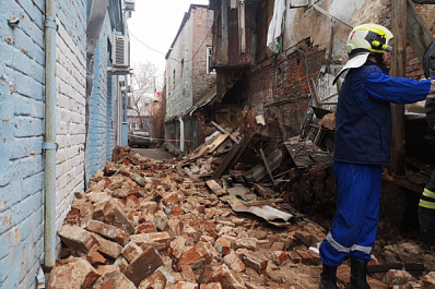 В Самаре обрушилась часть стены жилого дома на улице Куйбышева