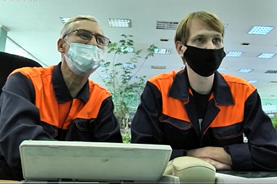 Проект "Содействие занятости" помогает сотрудникам предприятий повысить квалификацию и освоить новую профессию