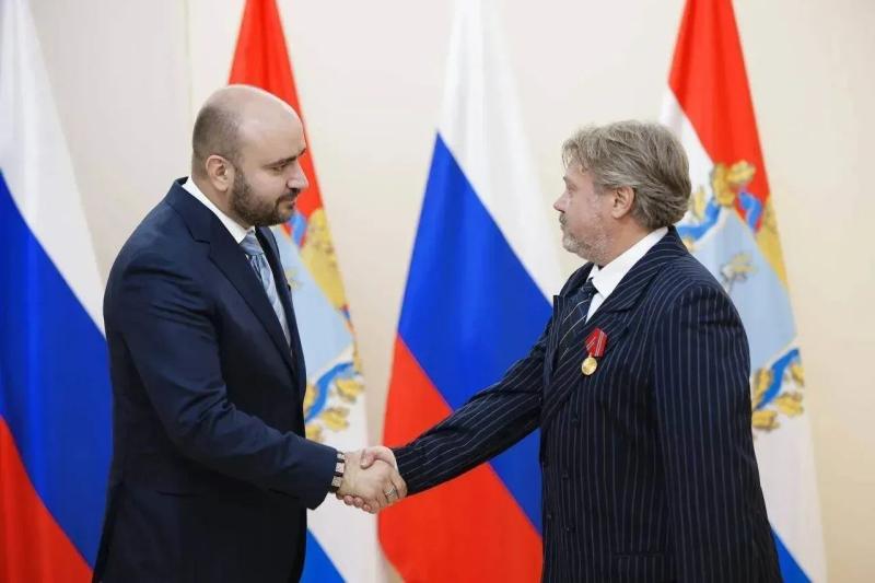 Губернатор Вячеслав Федорищев вручил государственные награды жителям Самарской области