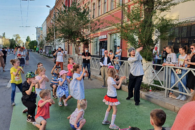 Музыкальная и драйвовая: улица Куйбышева в Самаре стала пешеходной в "Ночь музеев"