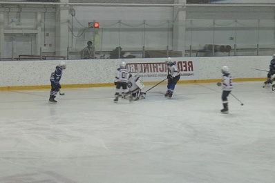 В Самаре стартовал Всероссийский хоккейный турнир "Кубок Владислава Третьяка"