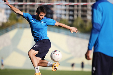 8-й тур: почему матч "Чертаново" - "Крылья Советов" называют новым дерби ФНЛ