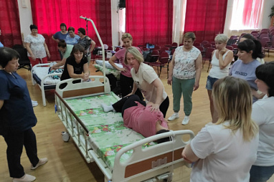 В Самарской области членов семей людей с ОВЗ приглашают в школы ухода