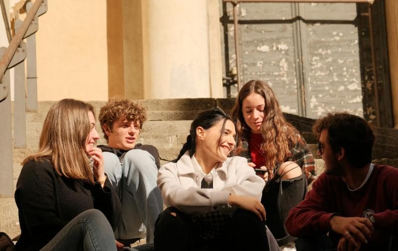 Международный день солидарности молодежи: какие праздники отмечают 24 апреля