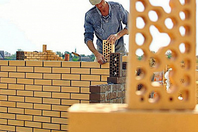 В Хворостянском районе возводят новые дома 