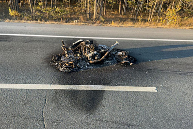 В Самарской области мотоцикл загорелся после столкновения с иномаркой