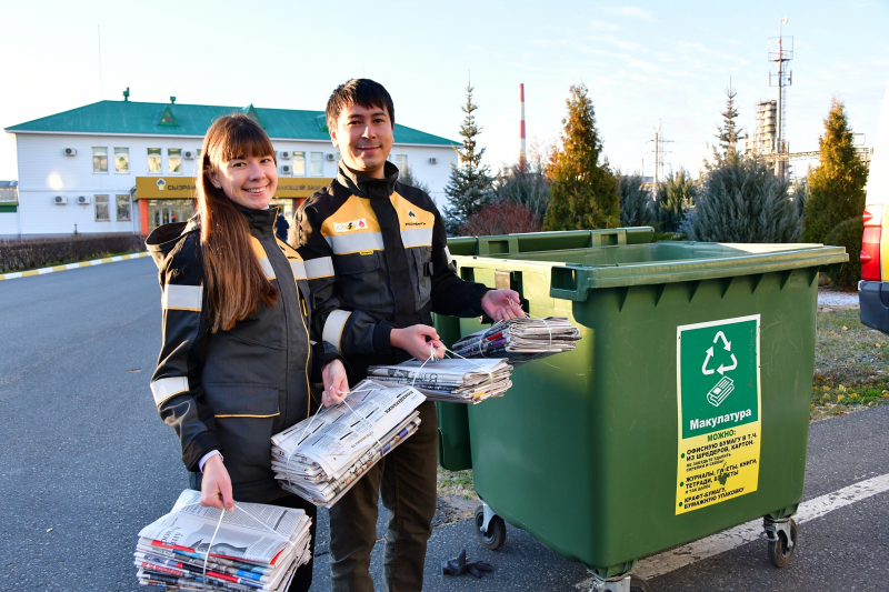 Экология на первом месте: сотрудники СНПЗ в День без бумаги собрали почти 500 кг макулатуры на переработку