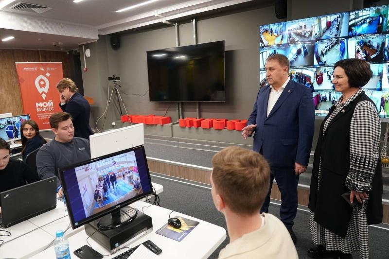 Павел Покровский: "В первый день голосования нарушений нет"
