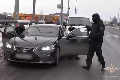 В Самарской области задержаны организаторы массовой постановки на учёт нелегалов 