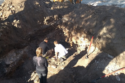 В Самаре фрагмент усадьбы XIX века обнаружили при благоустройстве сквера Аксаковых